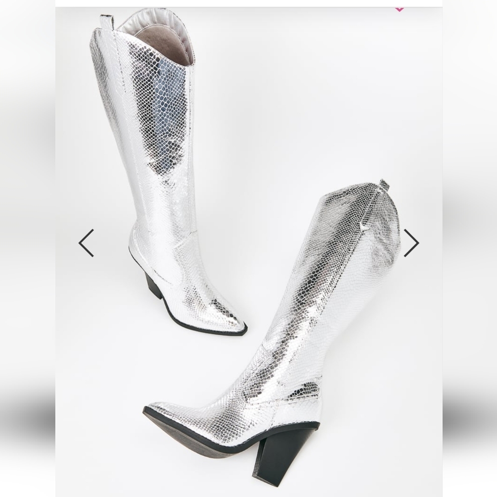 Shoe Dazzle Silver Bella Cowboy Western Boot Sz 12 Worn Once